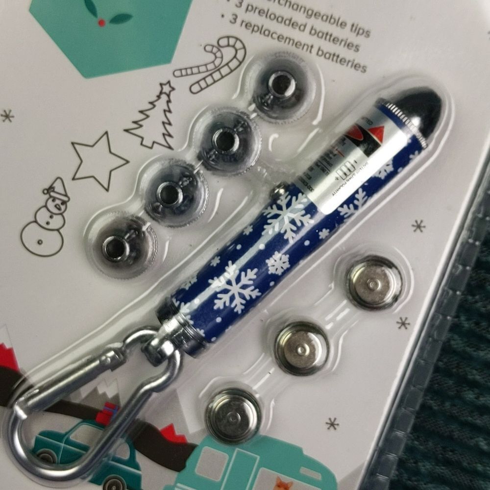 Christmas Laser Cat Toy, Five Tips - Picture 2 of 7